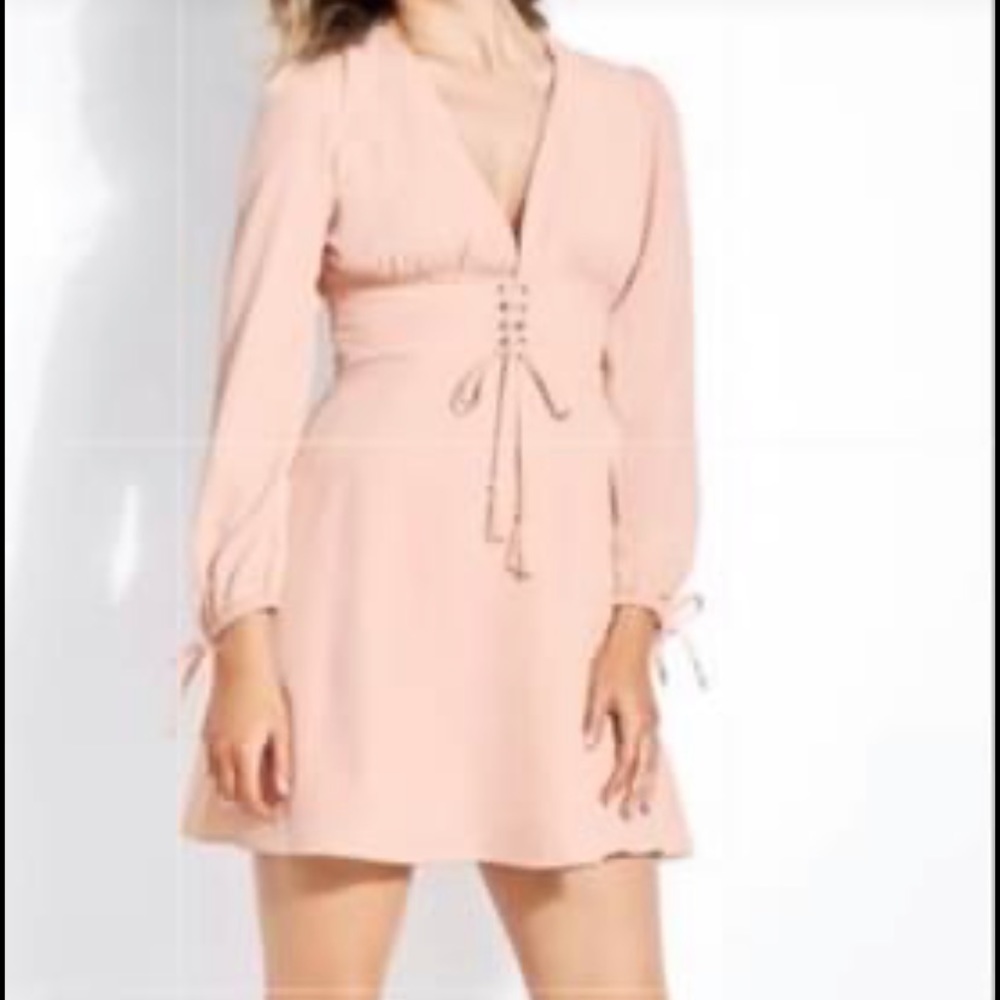 🚫SOLD🚫Guess long sleeve peach dress